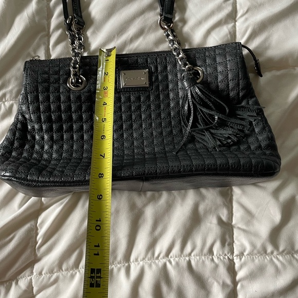 Calvin Klein Quilted Handbag. Lots of Compartments. - Picture 11 of 15